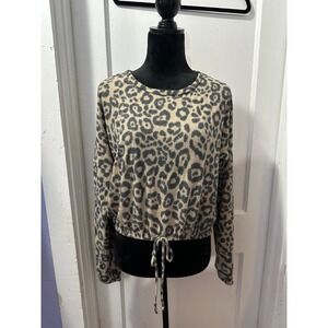 Free Kisses Leopard Print Long Sleeve Top in M